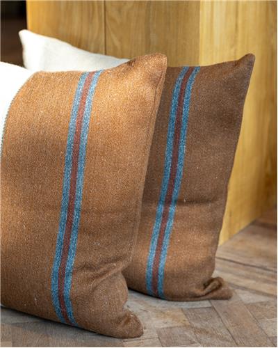 Amorphous - Wollen Plaid in aarde tinten