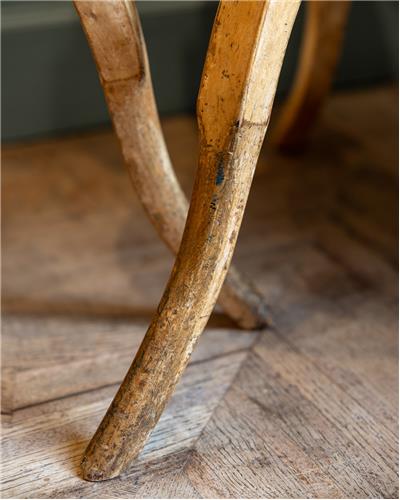 Amorphous - Pair of Swedish primitive Rococo Chairs