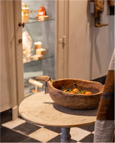 Amorphous - Swedish Wooden Beergoose