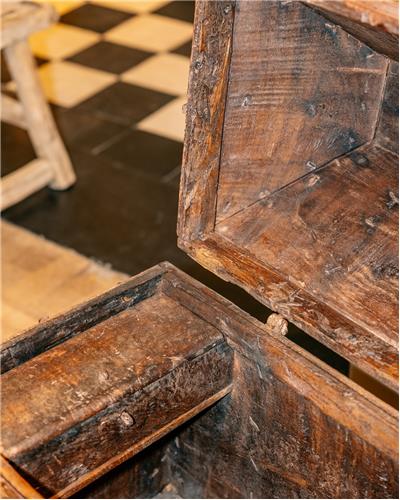 Amorphous - Wooden Chest