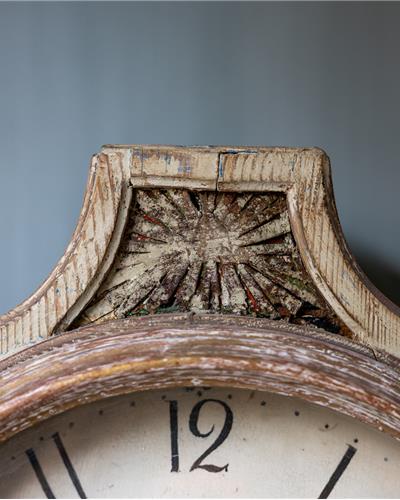 Amorphous - Mora Clock