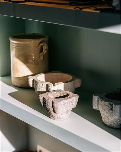 Amorphous - Frans Vijzel in Zandsteen