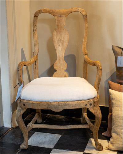 Amorphous - Rococo Armchair