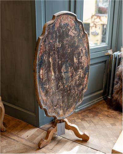 Amorphous - Barok Table