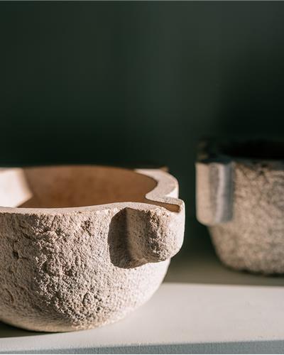 Amorphous - Frans Vijzel in Zandsteen