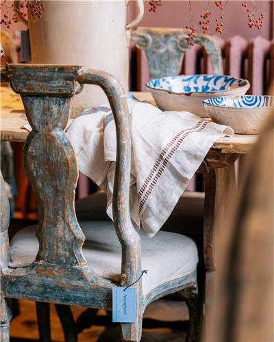 Amorphous - 8 Dining Chairs